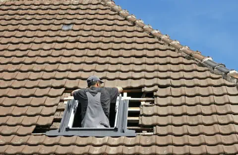 Pose de velux - Saint-Yon